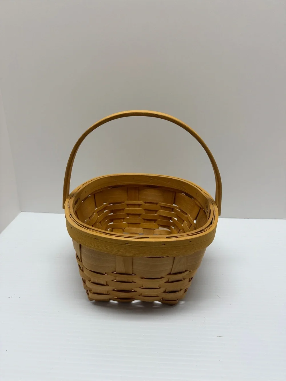Natural Woven Party Basket with Handle
